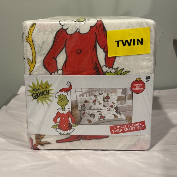 Grinch Other - NEW The Grinch Flannel Christmas Sheet Set Twin
